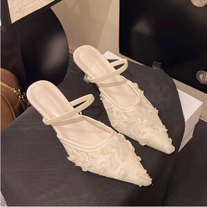 Elegant Cream Women's heels